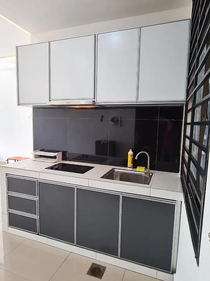 Stylish Studio at Palazio Taman: City View Balcony & Netflix Johor Bahru Malaysia